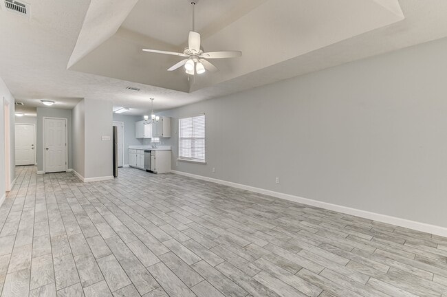 Building Photo - 790 Faircloth Commons Rd