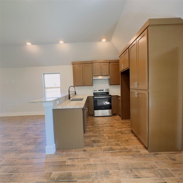 Building Photo - 1022 Cheyenne Rd