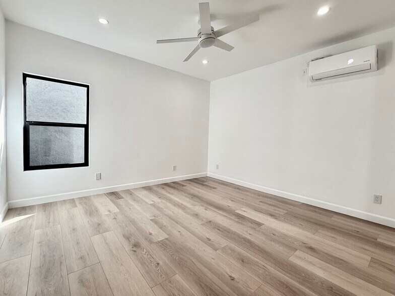 Building Photo - 619 N Vista St