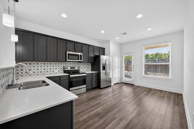 Building Photo - 11308 Gadsen Ln