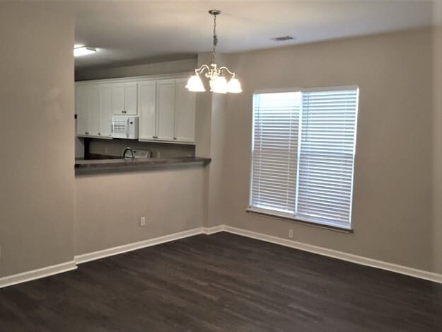 Building Photo - 17 Isle Of Palms E