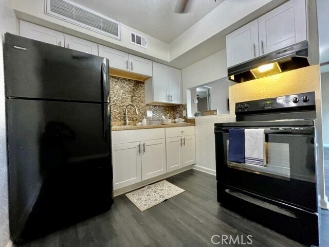 Building Photo - 36953 Bankside Dr