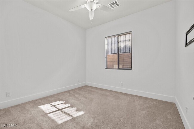 Building Photo - 6243 Carol Butte Ct