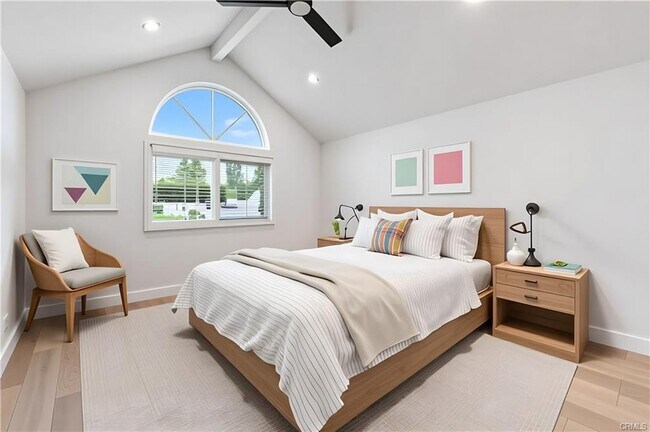 Building Photo - 2750 Point Del Mar