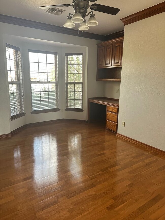 Building Photo - Great Home located in Dove Creek!$250.00 o...