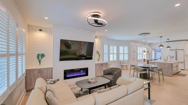 Building Photo - 6223 Winchester Ave