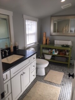 Building Photo - 137 Mountain Ave