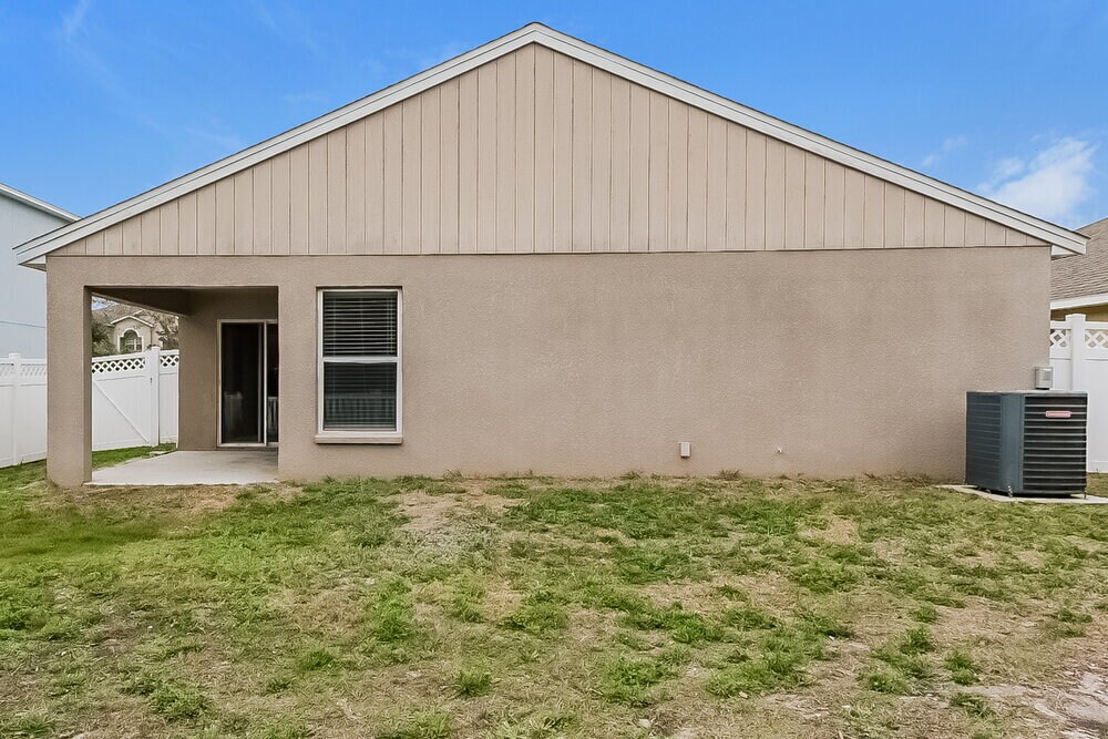 Building Photo - 1223 Sheridan Bay Dr