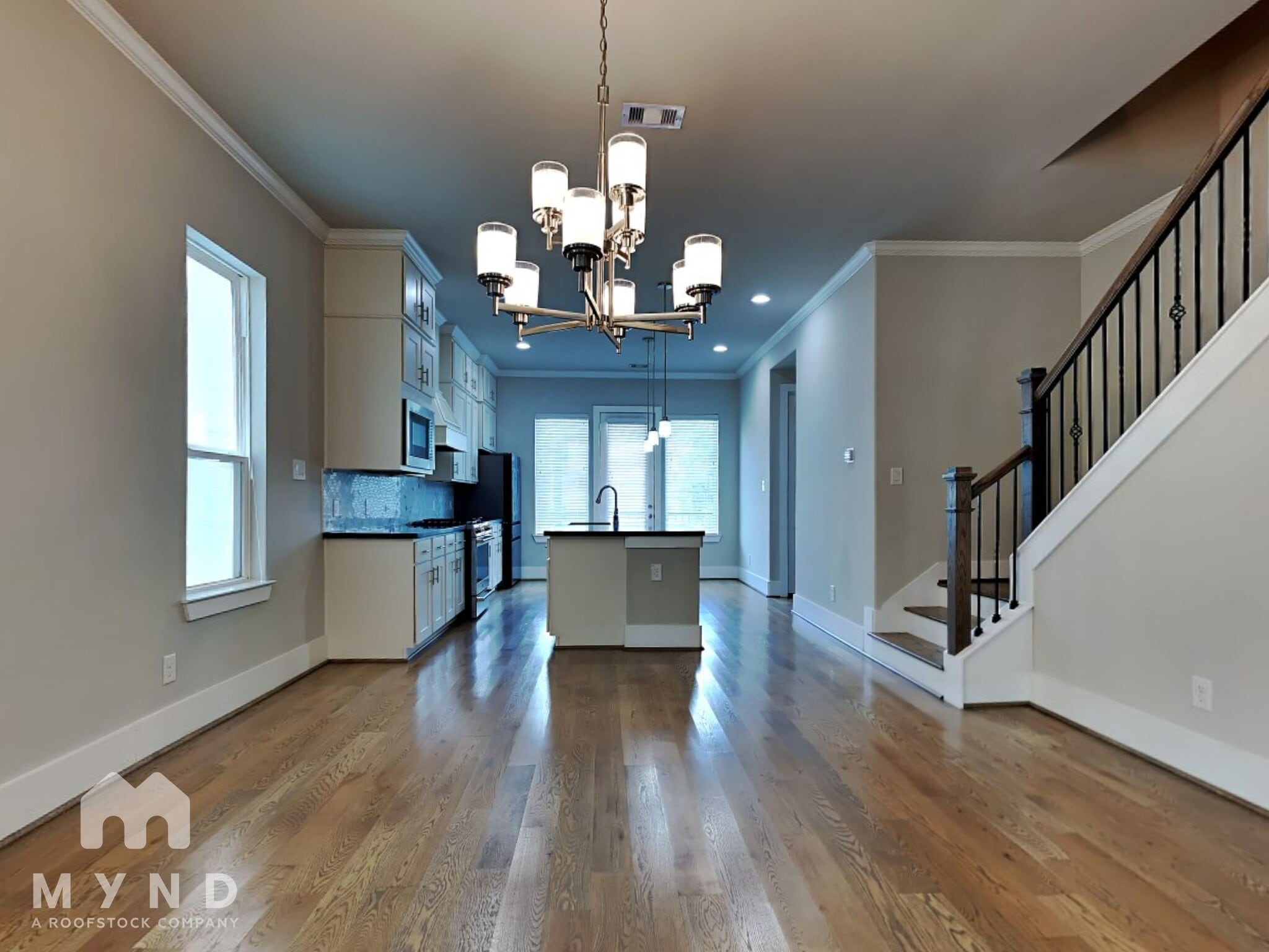 Building Photo - 1313 W 24th St