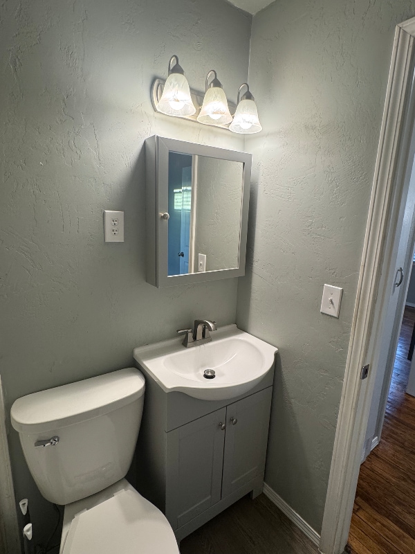 Building Photo - 1907 Nix St