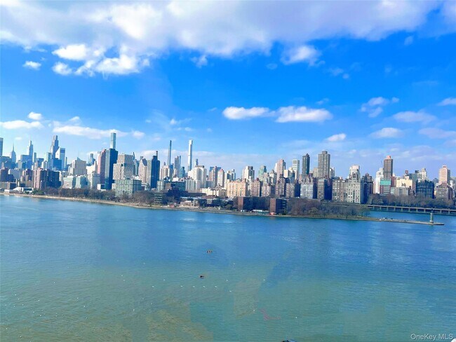 Building Photo - 30-55-55 Vernon Blvd