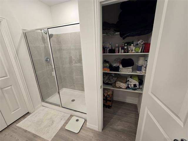 Building Photo - 605 Merriam Dr