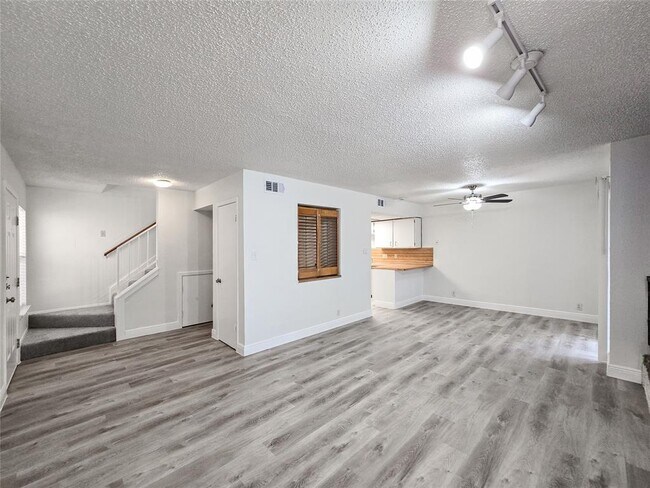 Building Photo - 8418 Fathom Cir