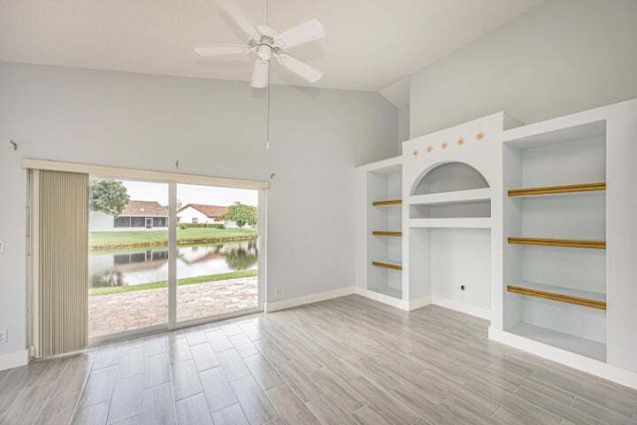Building Photo - 5148 Rosen Blvd