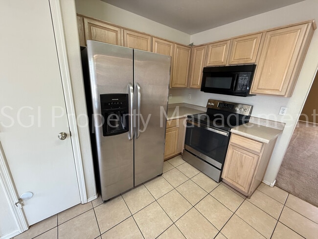 Building Photo - 9252 W Ironwood Dr