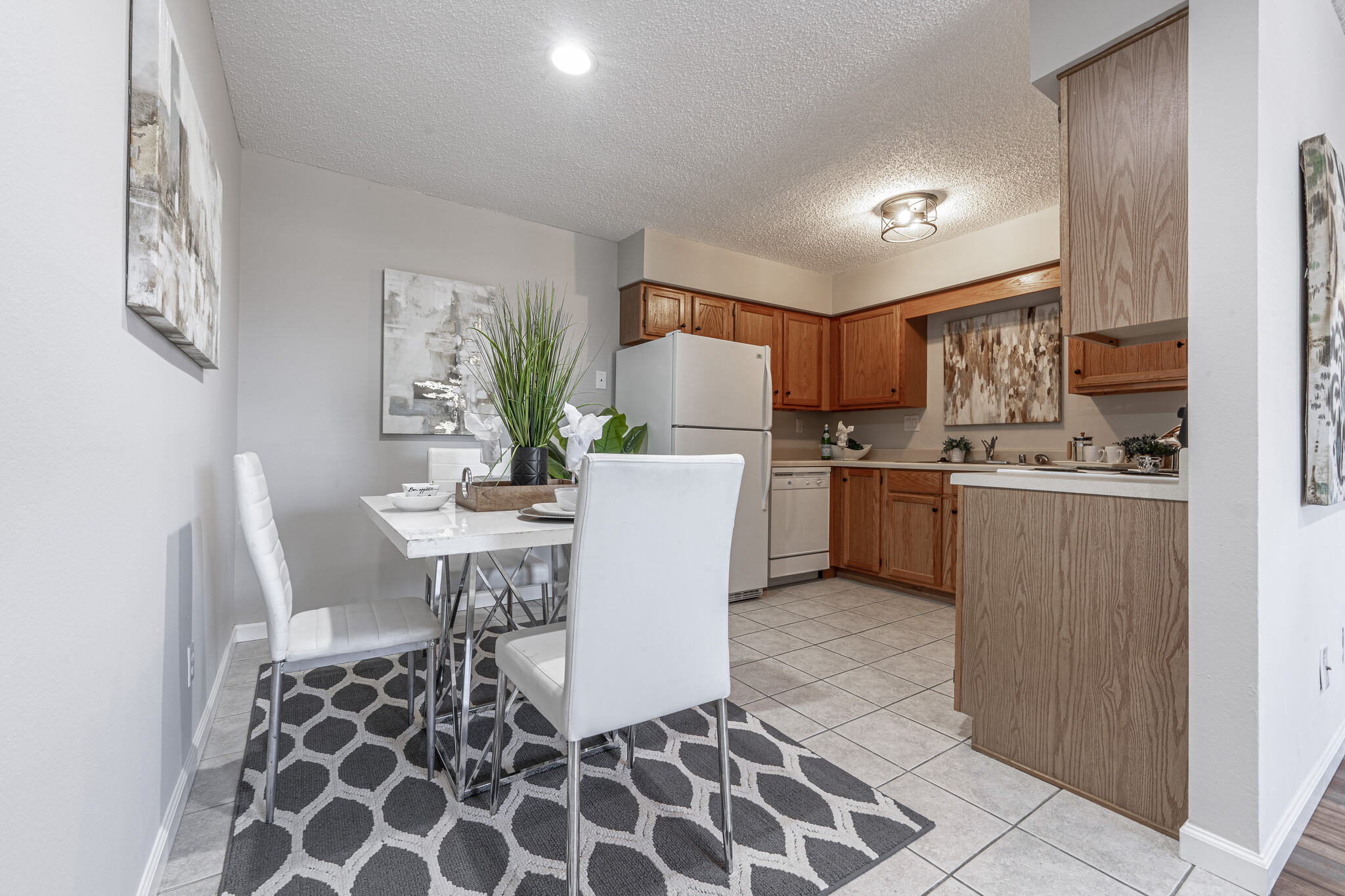 2-Kitchen - Azalea Trail Apartments