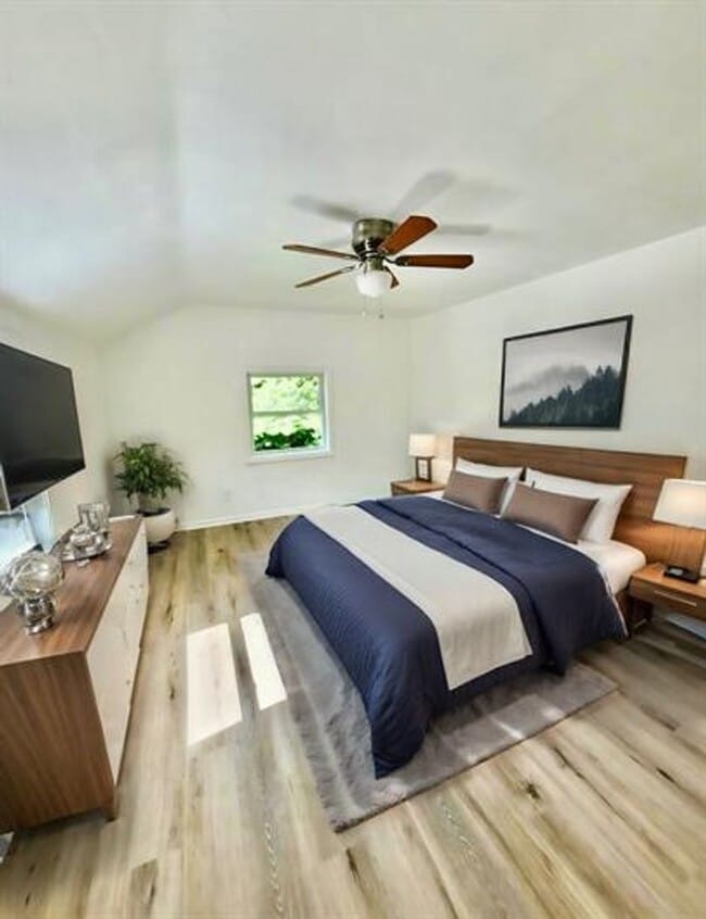 Building Photo - 185 Howard St