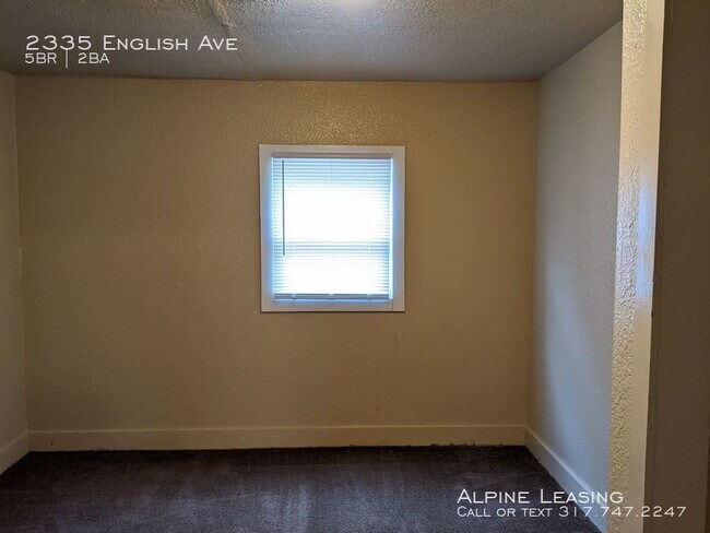 Building Photo - Short Commute to Downtown & Fountain Square!