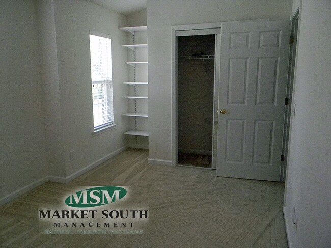 Building Photo - GEORGETOWN - KING GEORGE BOULEVARD