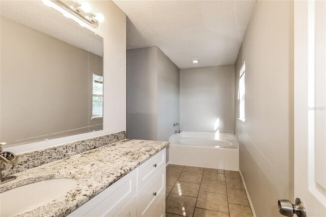 Building Photo - 3411 Gramercy Ln