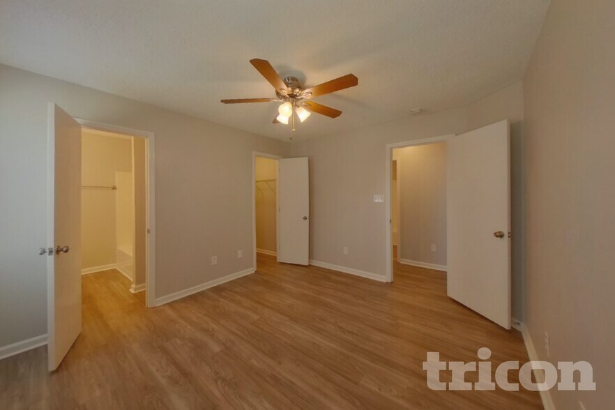 Building Photo - 1701 Gordon Walters Dr