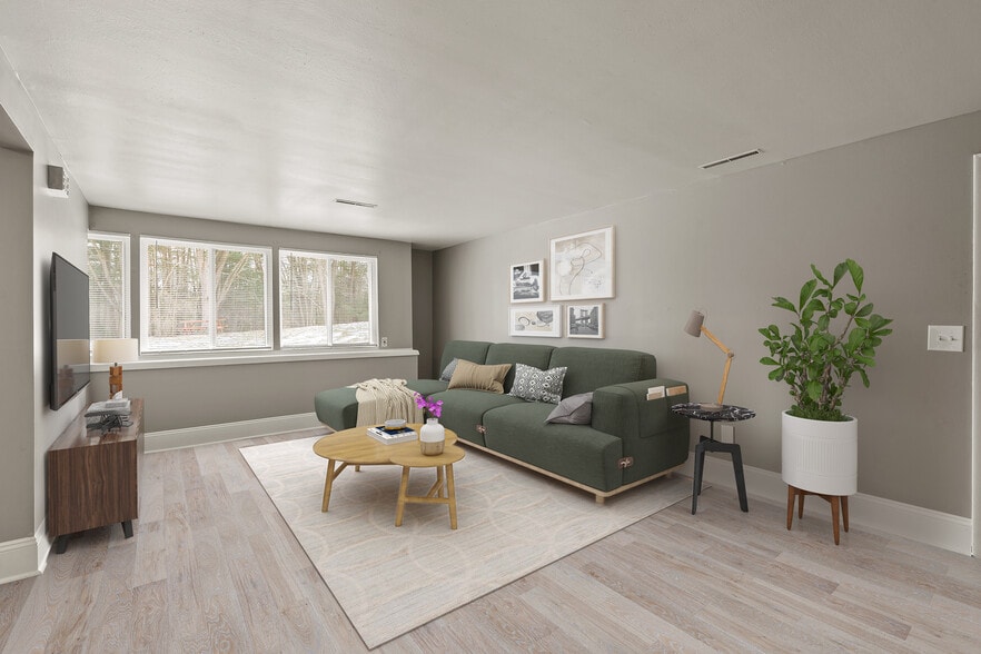 Building Photo - Candlewood Gardens