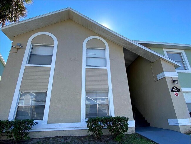 Primary Photo - 4148 Pershing Pointe Pl