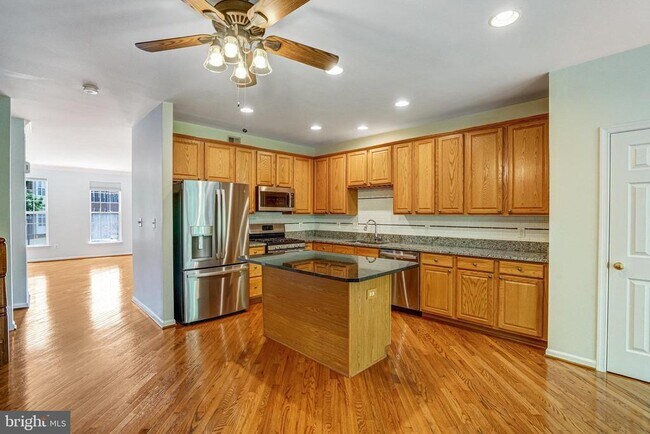 Building Photo - 6504 Trask Terrace