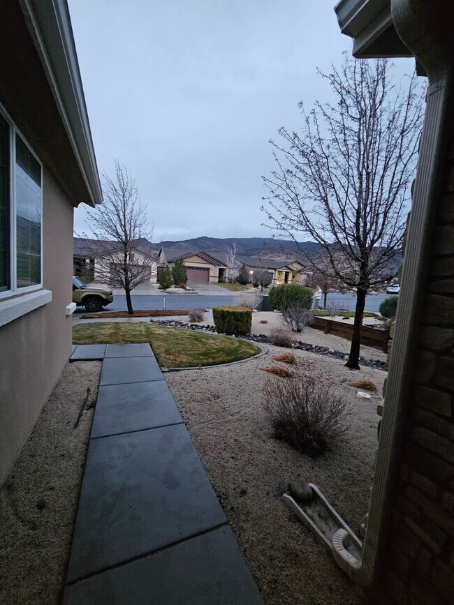 Building Photo - Del Web 55+ fully remodeled