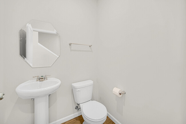 Building Photo - 2259 Horseshoe Cir