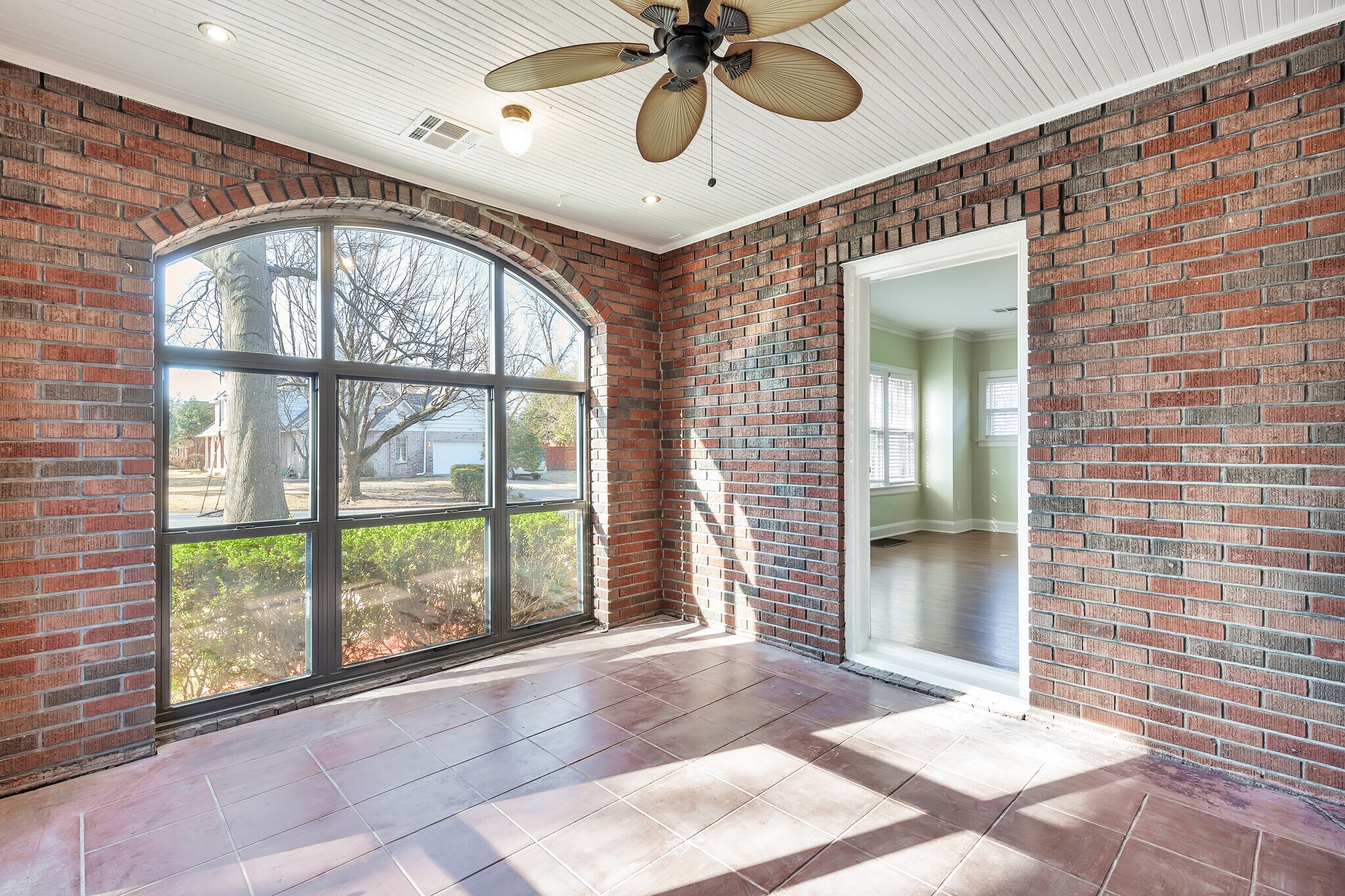 Building Photo - 109 E 26th Pl