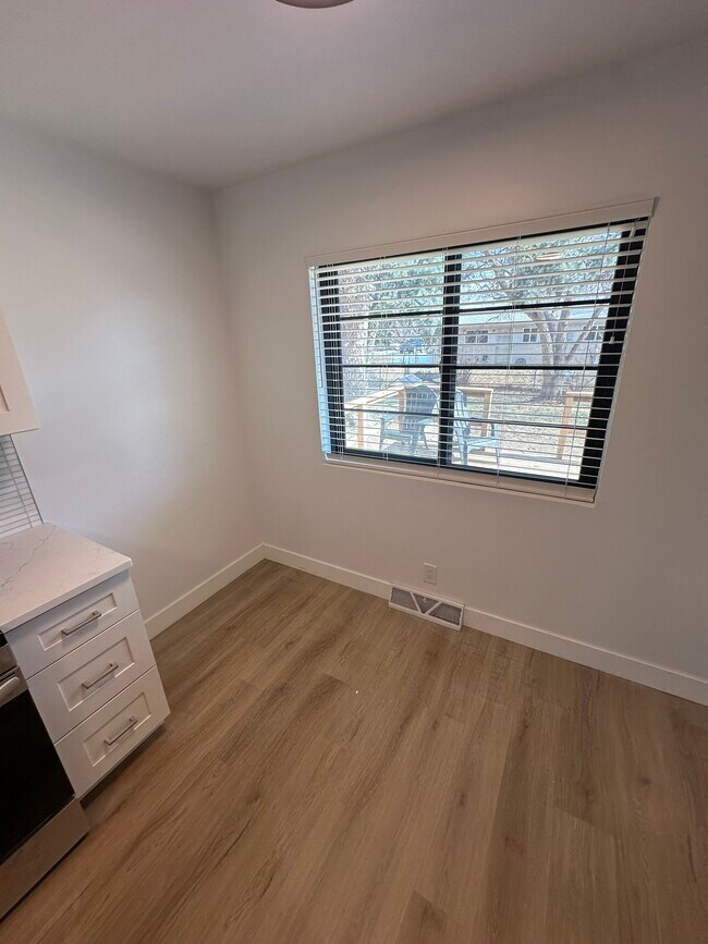 Small dining table area - 1108 Constitution Ave