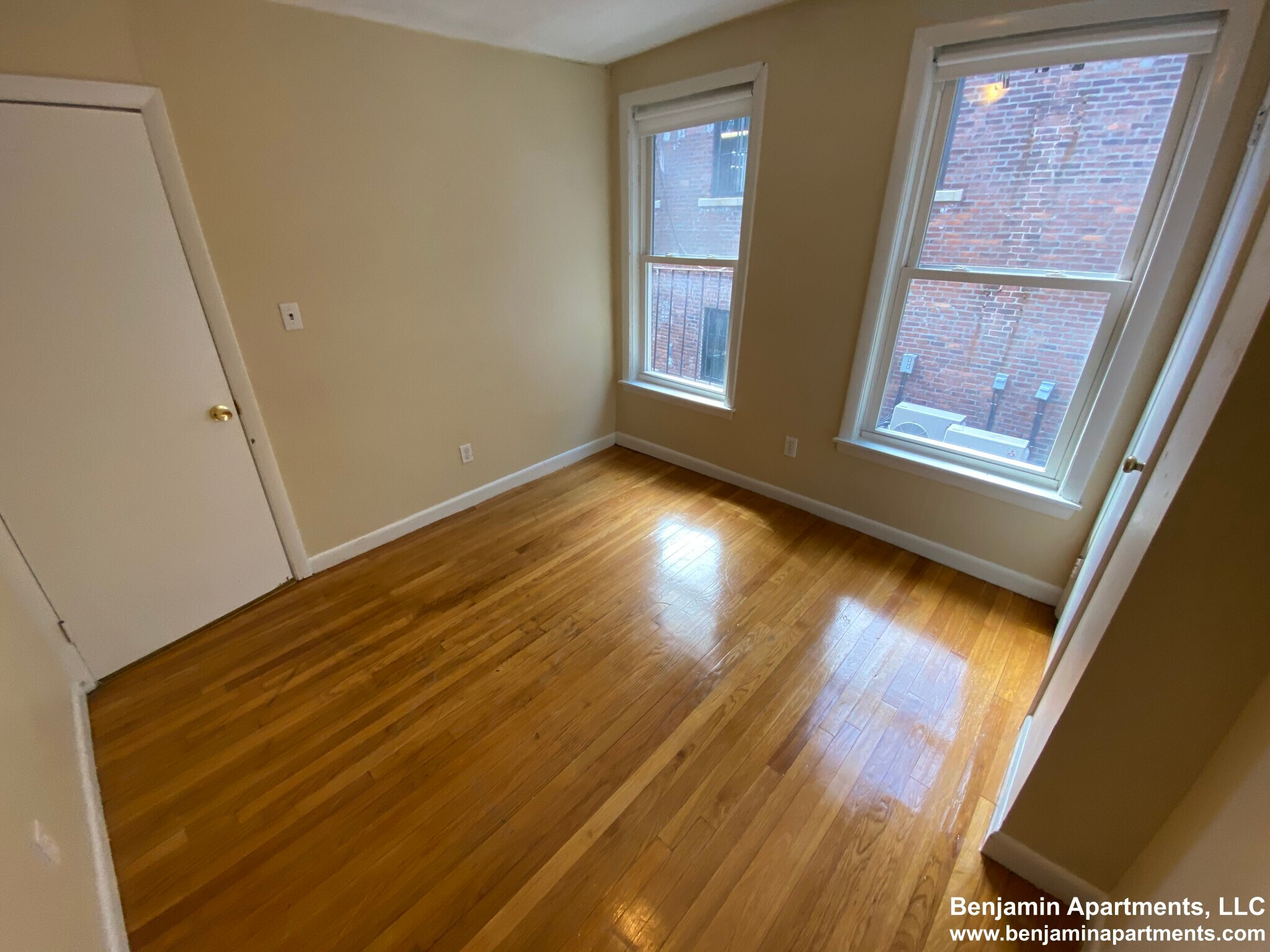 Building Photo - 238 Cambridge St