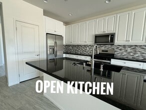 Building Photo - 51660 Whiptail Dr