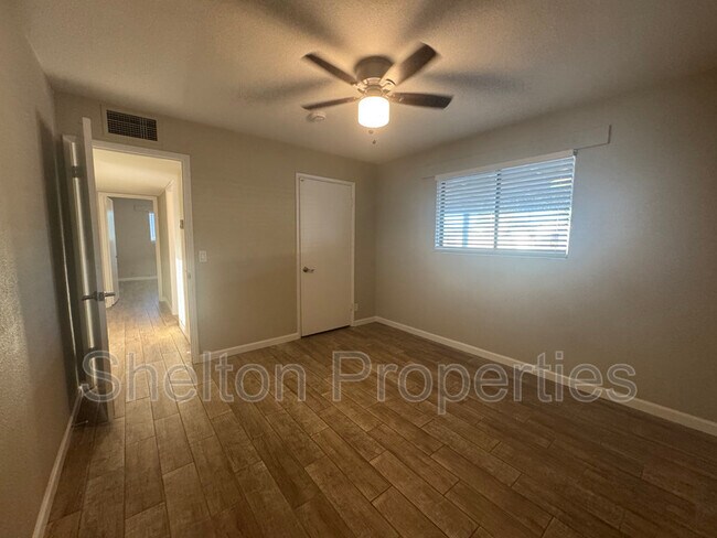 Building Photo - 2910 N 193rd Ave