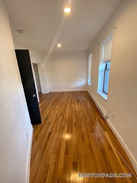 Building Photo - 1 Pembroke St