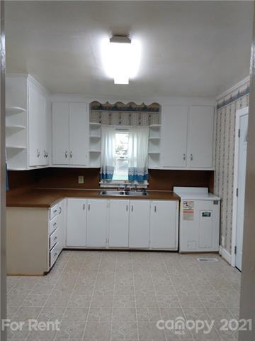 Building Photo - 1106 Balthis Dr