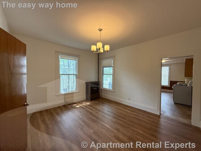 Building Photo - 47 Mt Vernon St