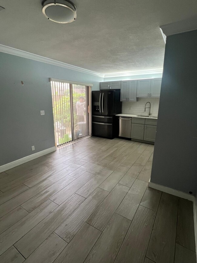Building Photo - 1614 Forest Lakes Cir