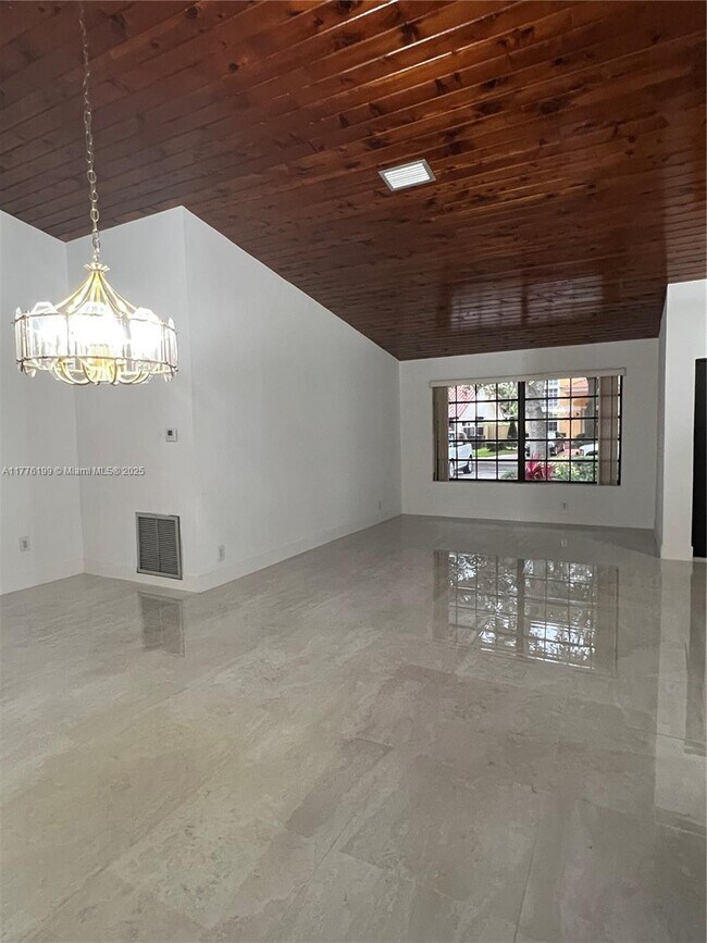 Building Photo - Northwest 167th Terrace, Miami Lakes, FL 33014 - 3 BR 2 BA single-family home