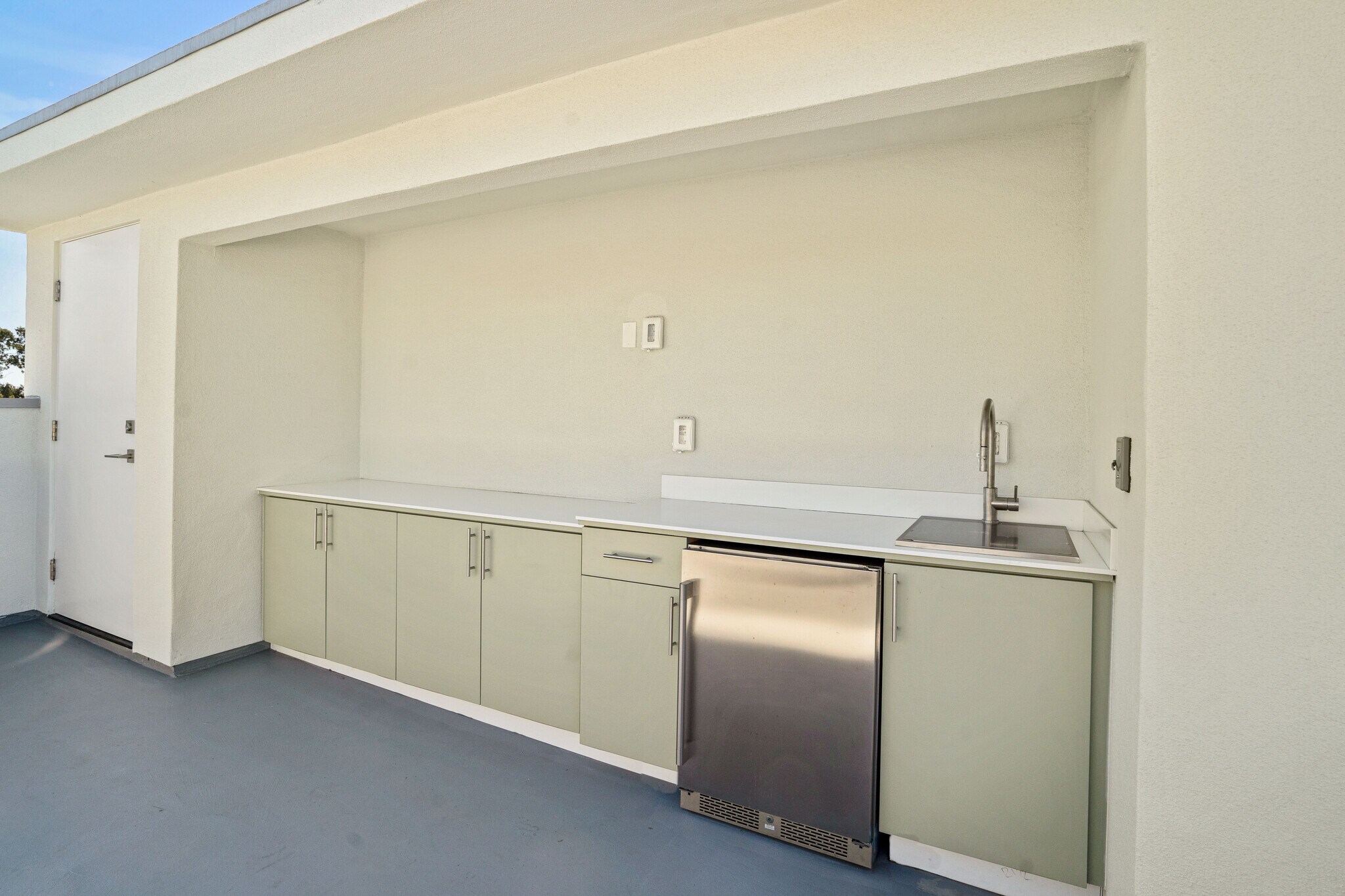 Building Photo - 10393 Tag Ln