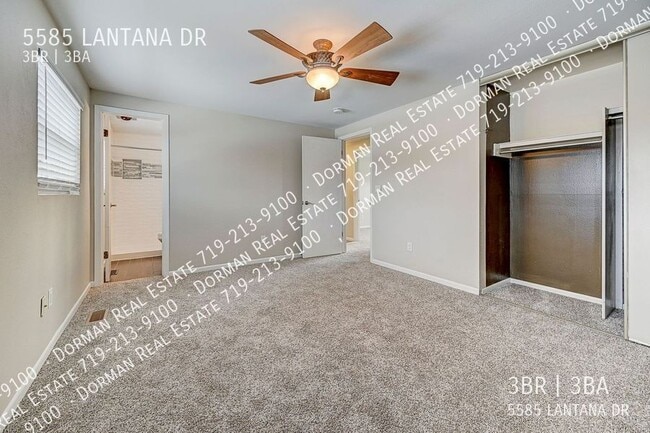 Building Photo - 5585 Lantana Dr