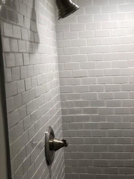 Building Photo - 24 th PERRY St