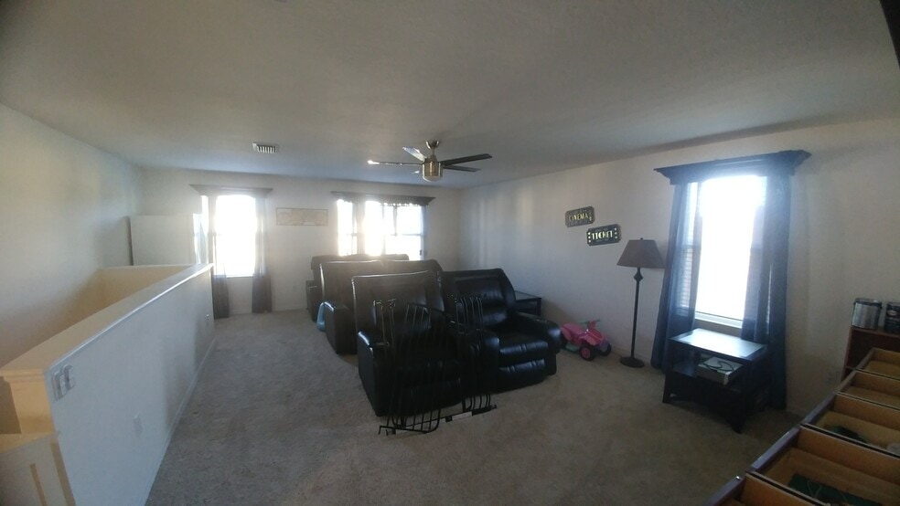 Building Photo - 3915 Bramblewood Loop