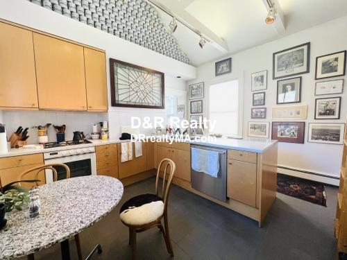 Building Photo - 2 bedroom in Cambridge MA