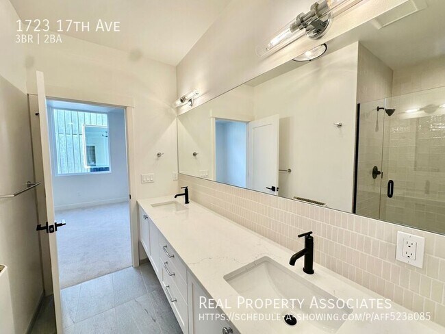 Building Photo - 1723 17th Ave