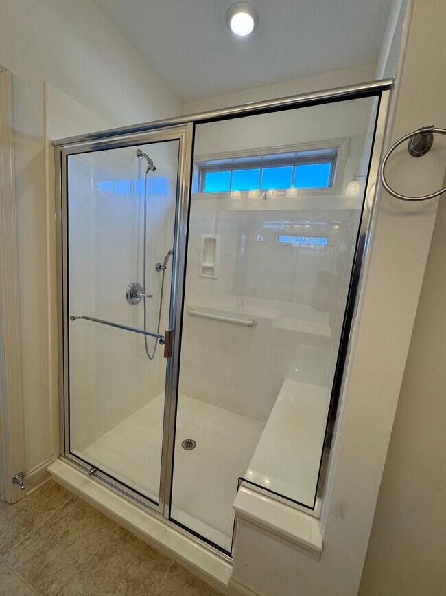 Building Photo - 1445 Archstone Dr