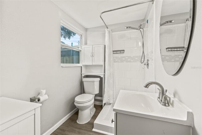 Building Photo - 4350 1st Ave S