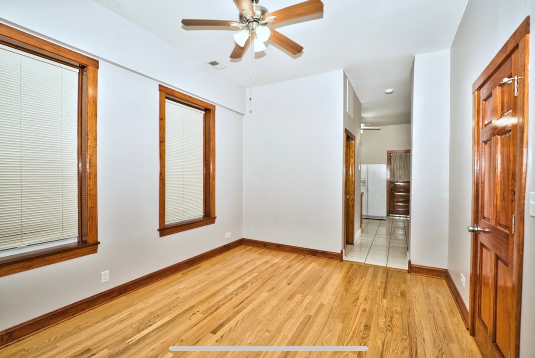 Building Photo - 1747 W Le Moyne St