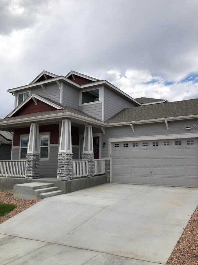 Building Photo - Beautiful 3 BD 2.5 BA Single Family Home, Built in 2019, Close to Downtown and Ft. Carson